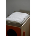 Bild in Galerie-Betrachter laden, (Cozy Paws) cat bed on orange litter box enclosure
